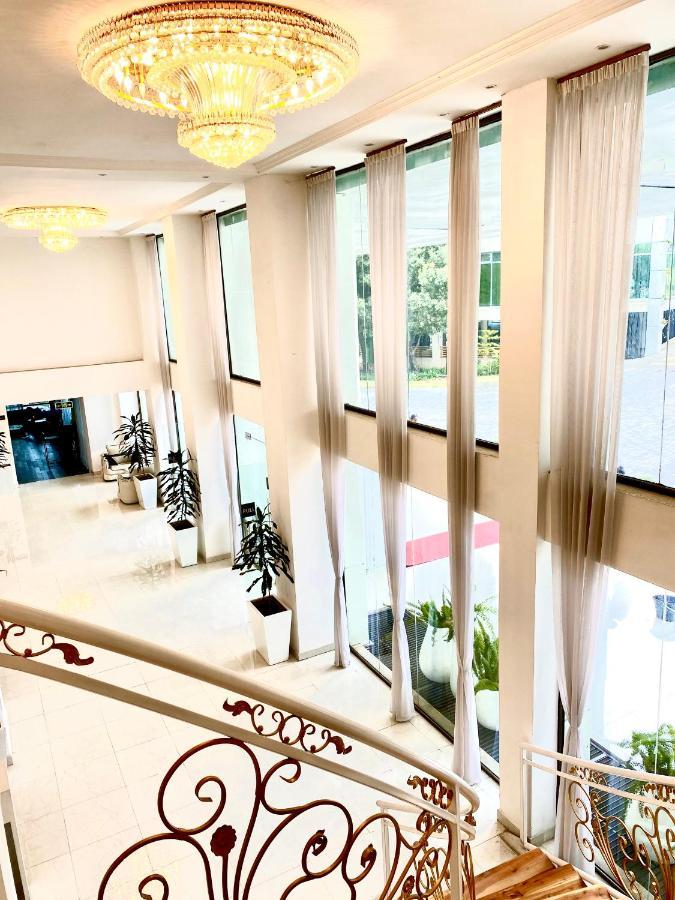 De Leopol Hotel Addis Abeba Exteriér fotografie